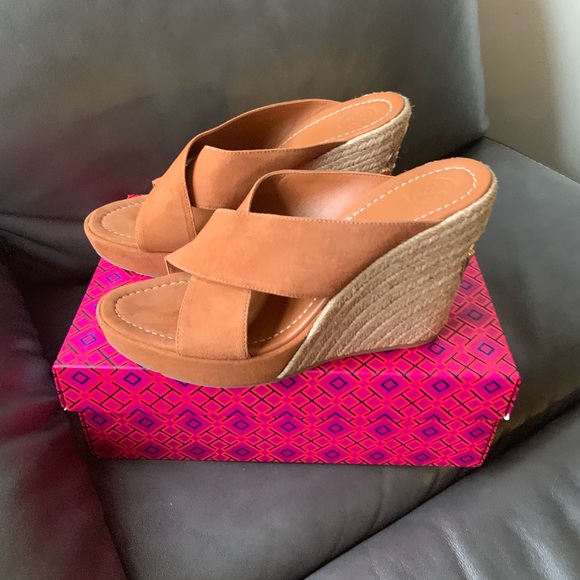 Tory Burch Bailey Espadrille - Picture 5 of 8